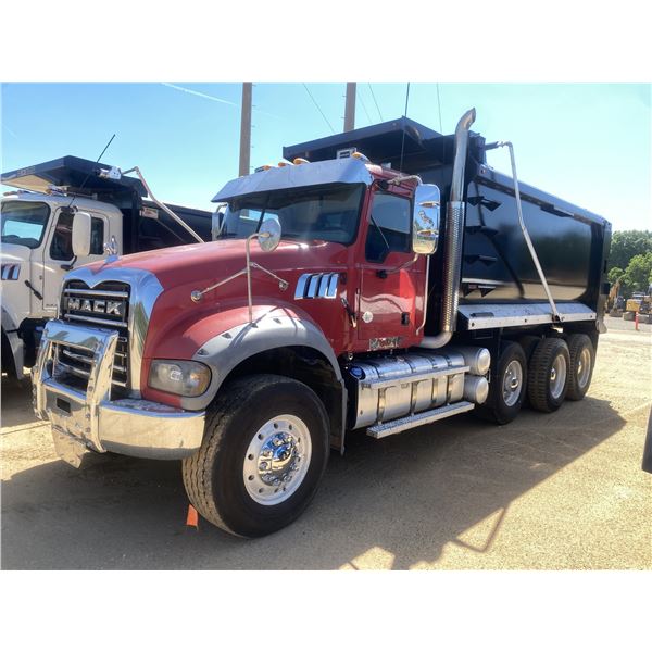 2019 MACK GR64F Dump Truck