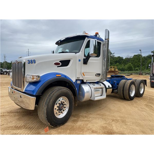 2021 PETERBILT 567 Day Cab Truck