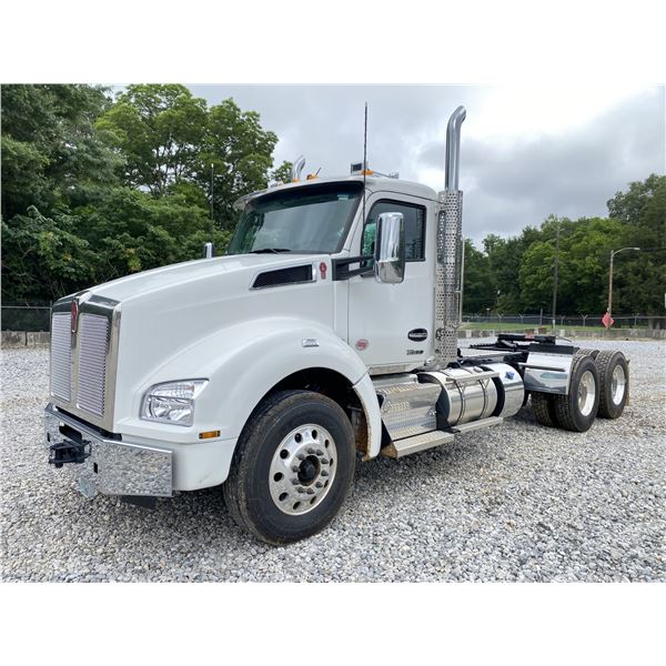 2026 KENWORTH T880 Day Cab Truck