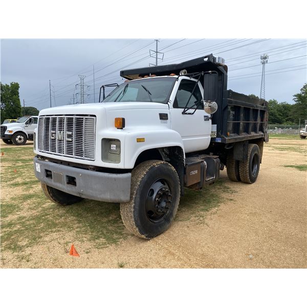 2002 GMC C7500 Dump Truck