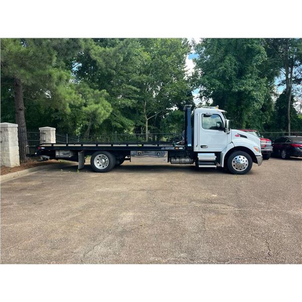 2026 PETERBILT 536 Rollback Truck