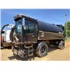 Image 1 : MENSCH RUBBER ROUND-UP V4500 Vacuum Truck