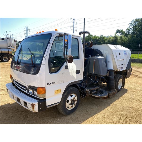 2004 ISUZU NPR Sweeper Truck