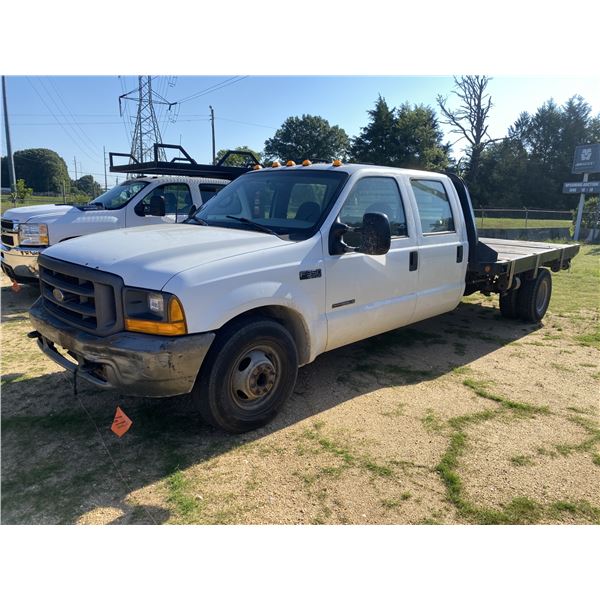2000 FORD F350 XL Flatbed Truck