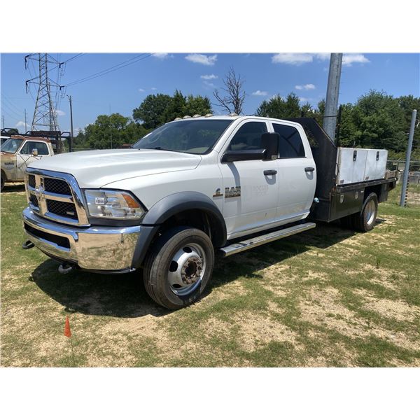 2017 RAM 5500 HD Flatbed Truck