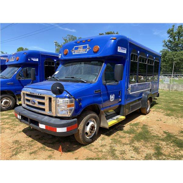 2017 FORD E350 Bus