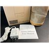 Image 9 : Glass Ultrasonic Aromatherapy Diffuser (120ml) with 7-Color Changing LED Lights & Wood Base - New!