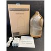 Image 7 : Glass Ultrasonic Aromatherapy Diffuser (120ml) with 7-Color Changing LED Lights & Wood Base - New!