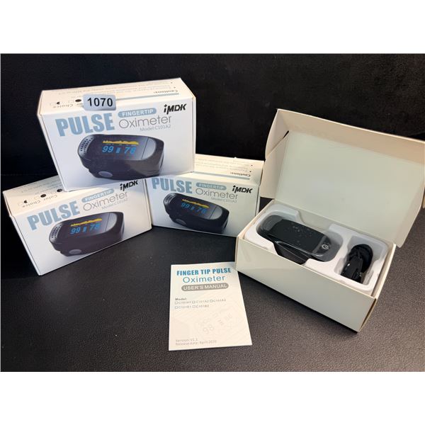 Lot of 4 IMDK Fingertip Pulse Oximeters (Model: C101A2) Measures Blood Oxygen/Pulse Rate - New