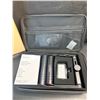 Image 10 : Universal Smartphone Video Kit/Vlogging Kit; Lavalier Mic & Video Light Smartphone Video Rig - New