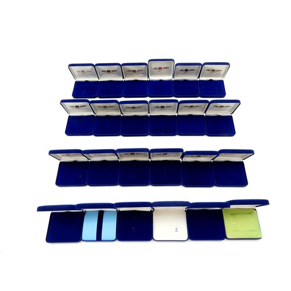 ASSORTED MEDAL PRESENTATION BOX LOT