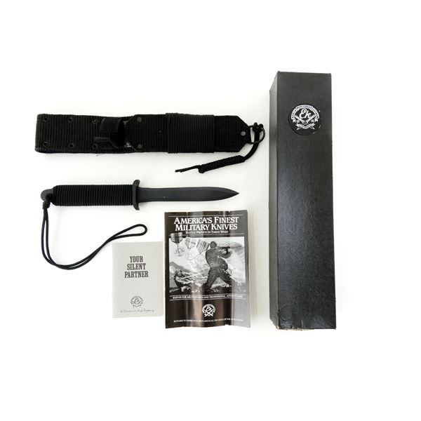 REPRODUCTION COMMEMORATIVE EK COMMANDO KNIFE