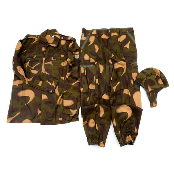 HUNGARIAN M1949 / 82 CAMO COMBAT UNIFORM AND WINTER HAT LOT