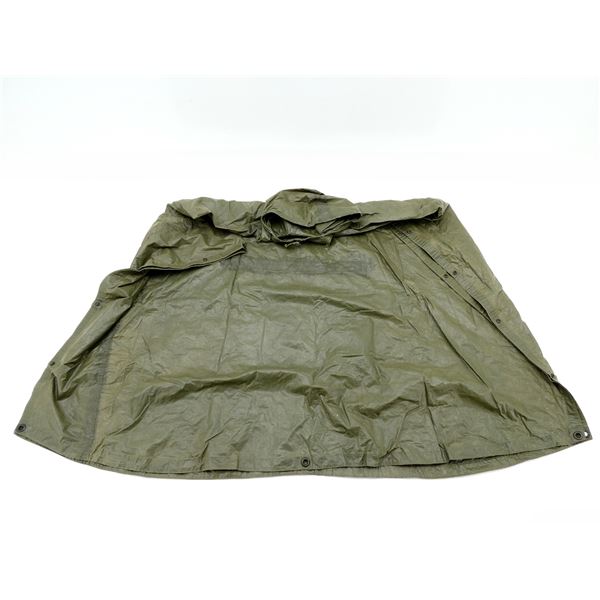 VIETNAM WAR ERA U.S. MILITARY PONCHO / GROUND SHEET