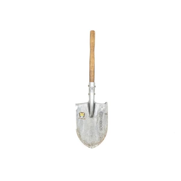 REPRODUCTION ENTRENCHING TOOL