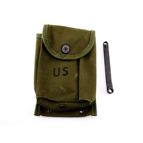 WWII / POST-WWII U.S. M1 CARBINE MAG POUCH AND COMBO TOOL LOT
