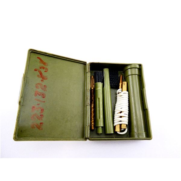 CANADIAN MILITARY STERLING 9MM SMG CLEANING KIT