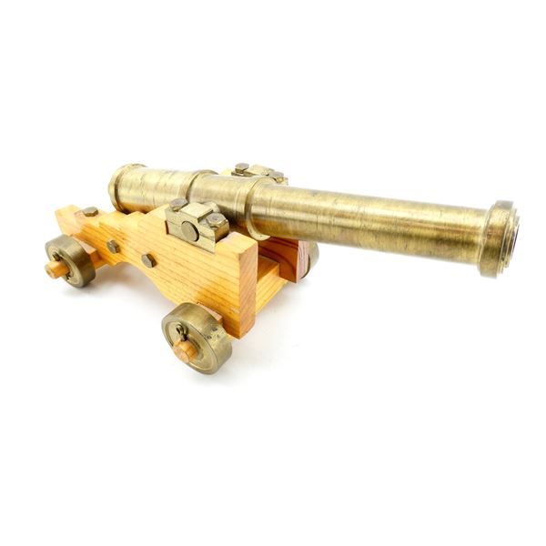 UNKNOWN NAVAL CANNON MODEL