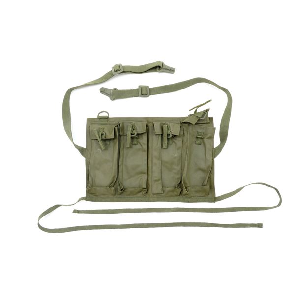 CANADIAN MILITARY FN C2 MAG POUCH