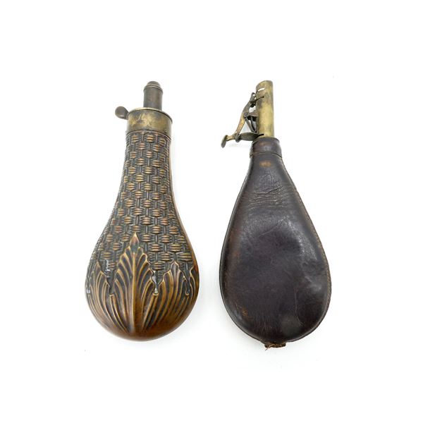 VINTAGE SHOT / POWDER FLASKS LOT