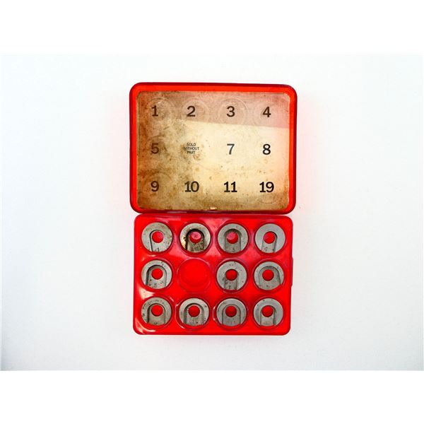 LEE SHELL HOLDER SET