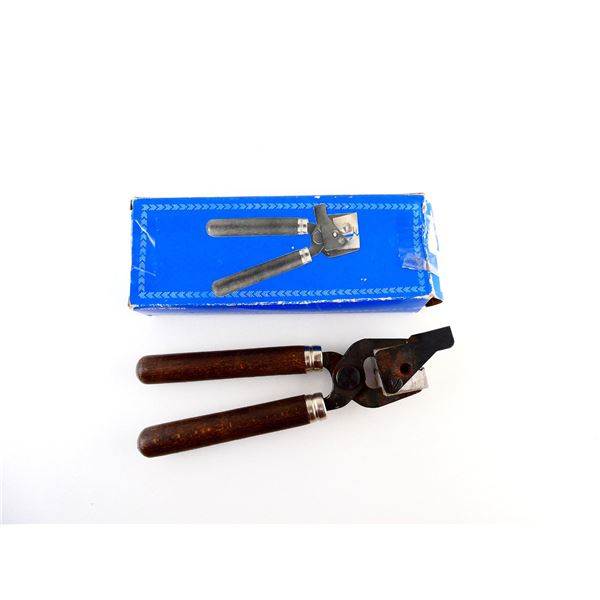 UNKNOWN ITALIAN .58 CAL BULLET MOLD WITH HANDLES
