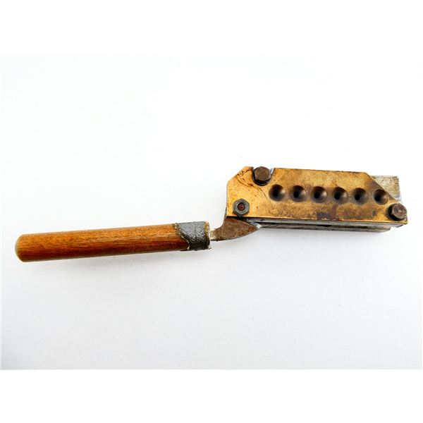 LEE .452" DIA. BULLET MOLD WITH HANDLE