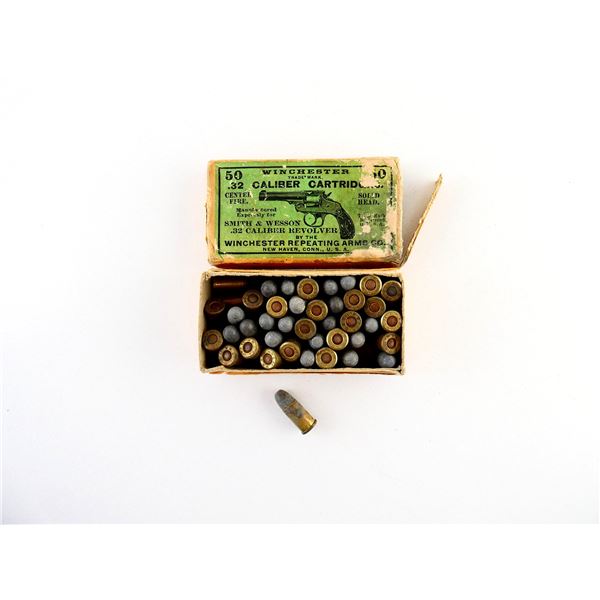 COLLECTIBLE ASSORTED .32 S&W AMMO LOT