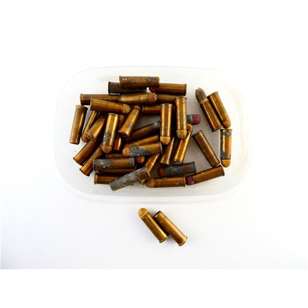 COLLECTIBLE ASSORTED DOMINION .44-40 WIN SHOT SHELL AMMO LOT