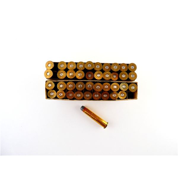 RELOADED ASSORTED .45-70 GOVT AMMO AND NON-PRIMED BRASS CASES LOT