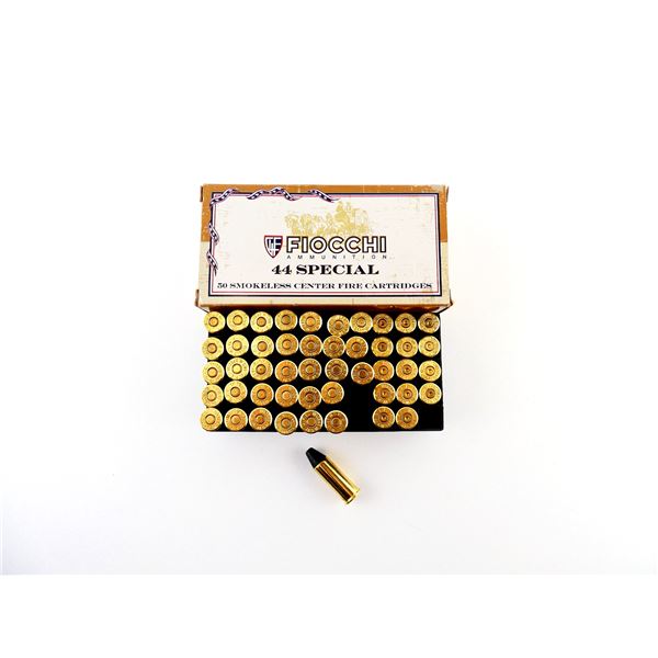FIOCCHI .44 SPL AMMO AND NON-PRIMED BRASS CASES LOT