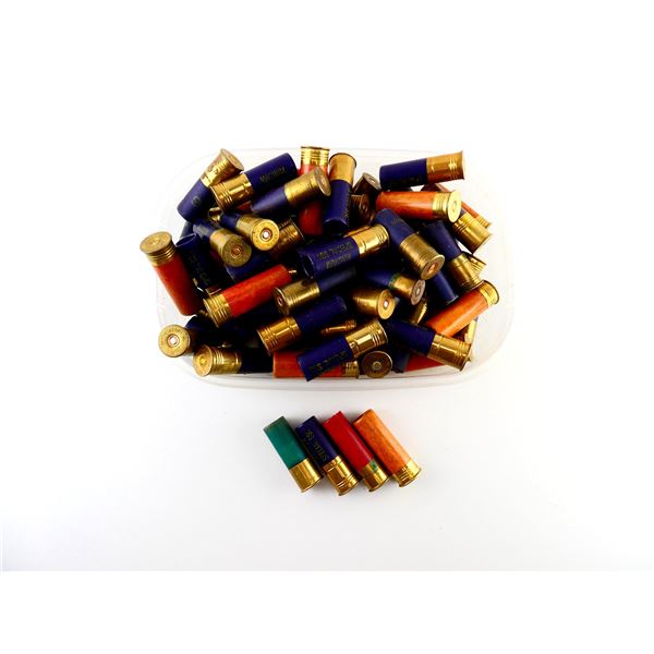 ASSORTED 12 GAUGE 2 3/4" / 3" SHOT SHELL AMMO AND PRIMED SHOT SHELL HULL LOT