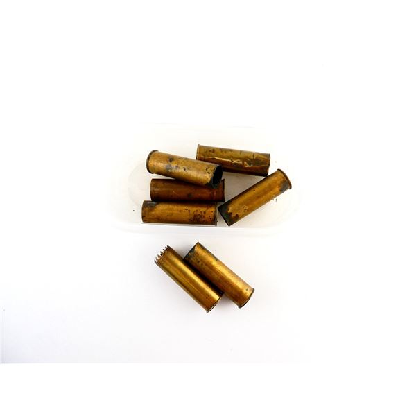 PRIMED AND NON-PRIMED ASSORTED 12 GAUGE 2 1/2" BRASS SHOT SHELL HULLS LOT