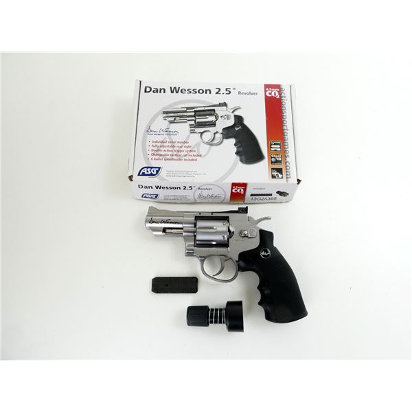 DAN WESSON 2.5" CO2 REVOLVER
