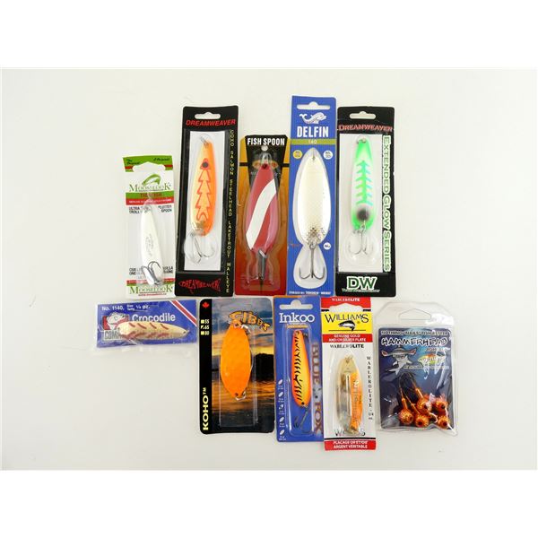 WHIZKERS, DELFIN, DREAMWEAVER, BLUE FOX, GIBS, ETC. LOT