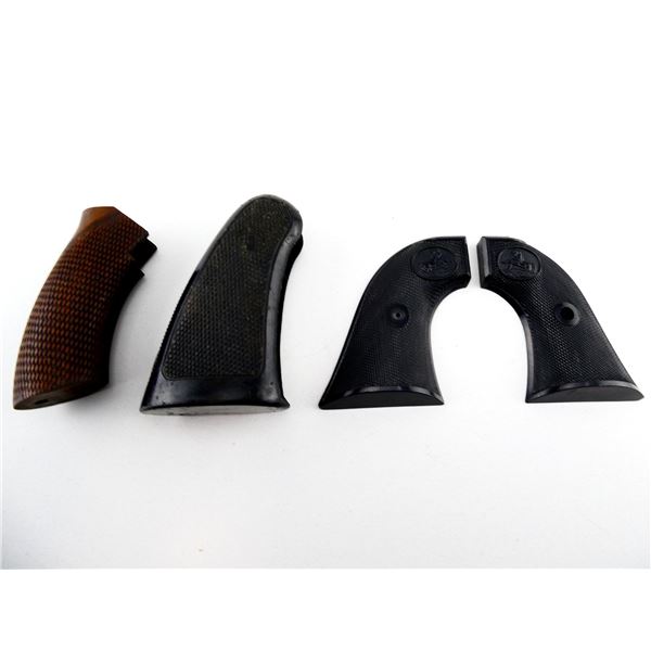 ASSORTED REVOLVER GRIP LOT