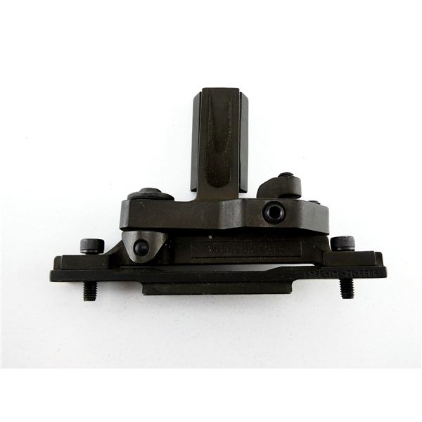 UNKNOWN GERMAN MILITARY DOVE TAIL SCOPE MOUNT