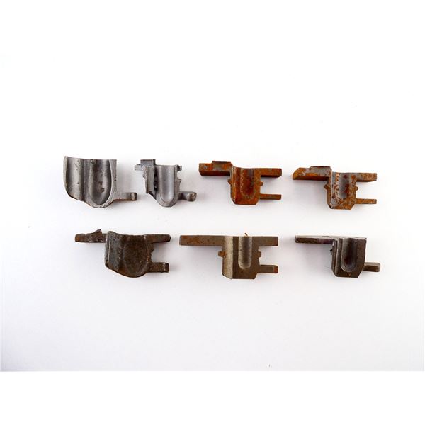 ASSORTED MUZZLE LOADER FLINTLOCK PRIMING PAN LOT