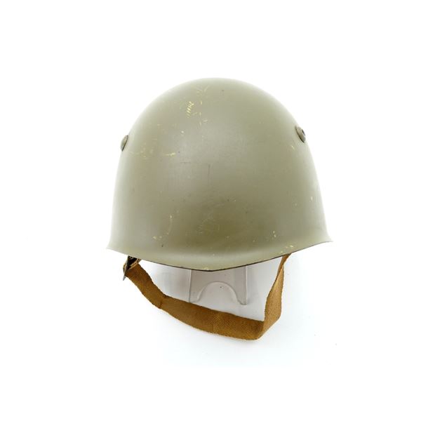 POST-WWII ITALIAN M33 HELMET