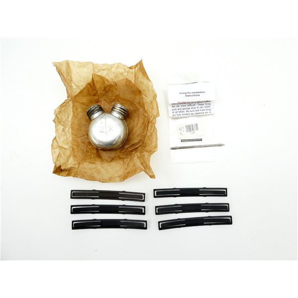 COMBLOC SKS STRIPPER CLIPS, FIRING PIN AND OILER LOT
