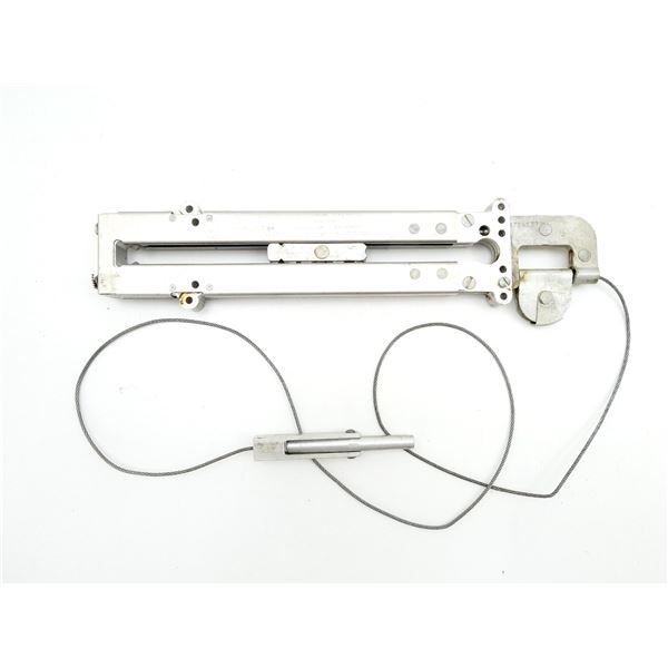 U.S. AIR FORCE CHARGER GUN CAL. .50 M3 TYPE A