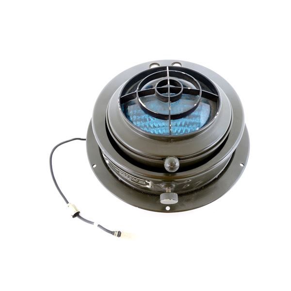 U.S. MILITARY 24 VOLT VEHICLE / SURGICAL LAMP ASSEMBLY