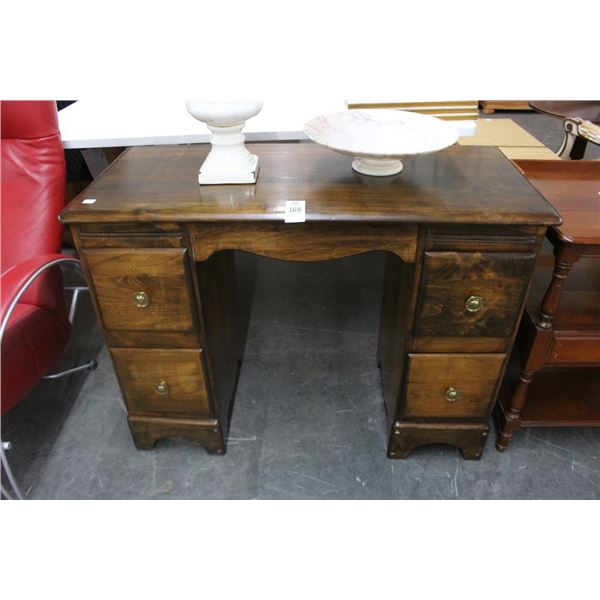 Oak 4 Drawer Knee Hole Desk
