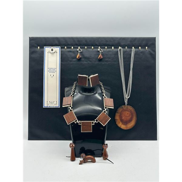 Mid-Century Modern Rosewood & Silver-Tone Jewellery with Carved Wood Figurines