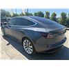 Image 4 : TESL MODEL3 2018 O/S TITLE 2 DAYS