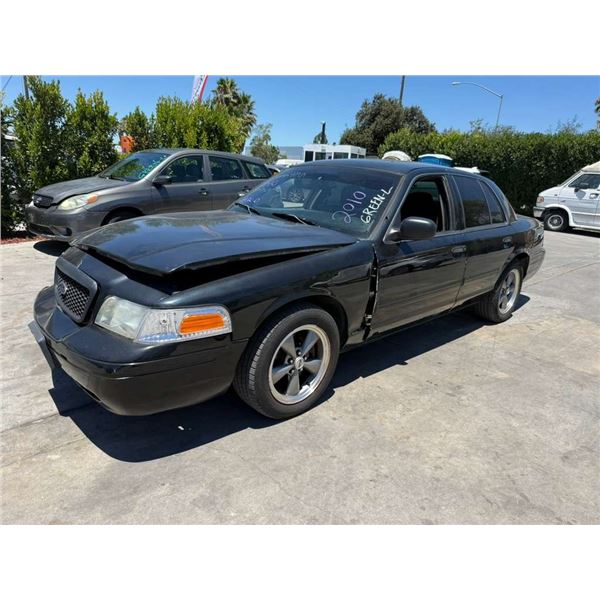 FORD  CROWN VICTORIA 2010 T-DONATION