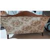 Image 8 : French Provincial Two-Seat Cherry Oak Sofa with Floral Upholstery