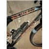 Image 5 : CCM X-Heat Mountain Bike with 18-Speed Gear System