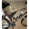 Image 9 : CCM X-Heat Mountain Bike with 18-Speed Gear System