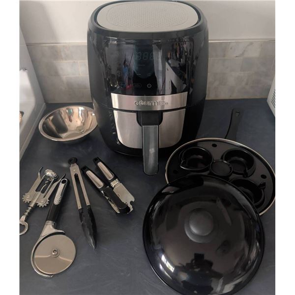 New Gourmia Digital Air Fryer w/ Accessories & Poached Egg Pan